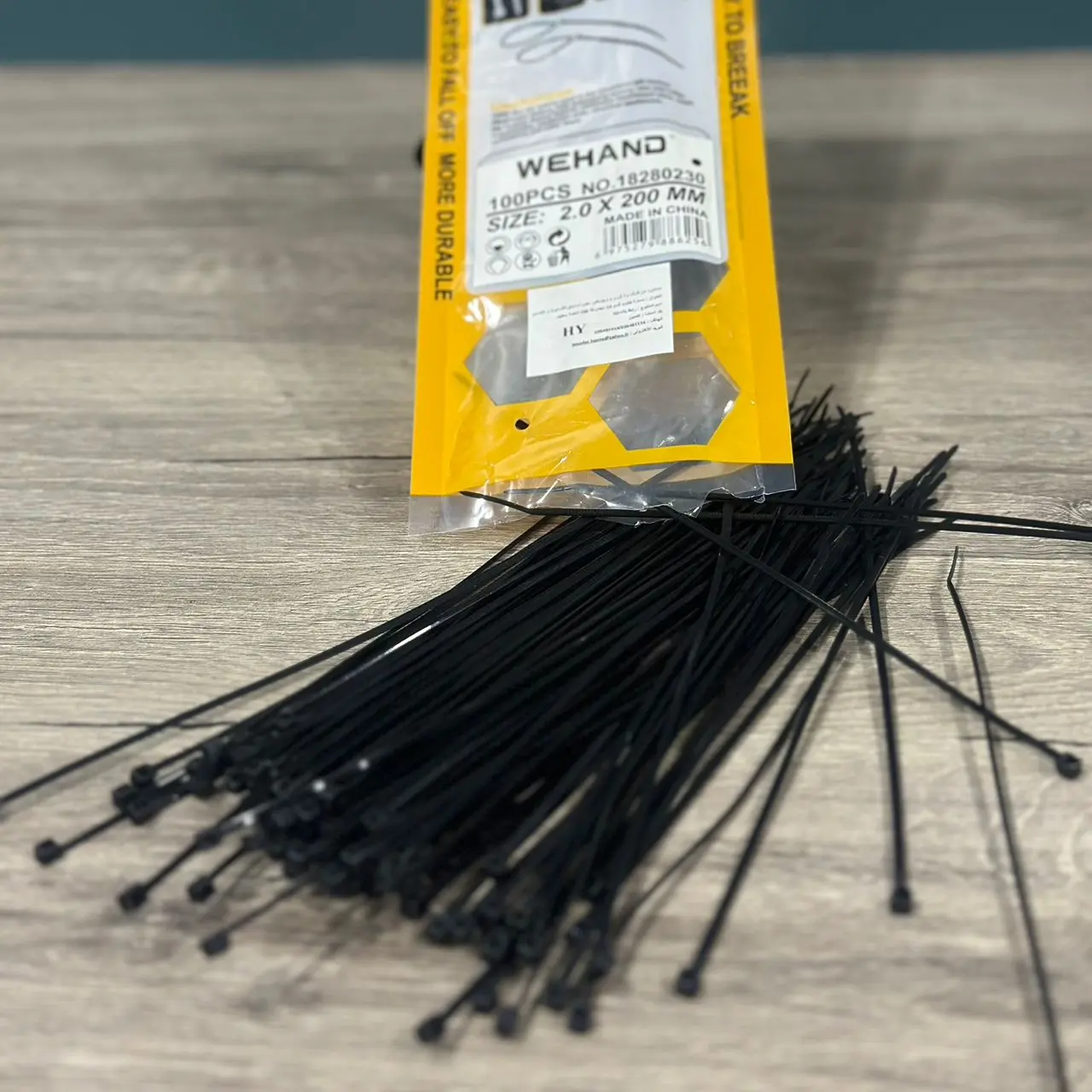 ATTACHE EN PLASTIQUE CABLE TIE WEHAND SIZE 2mm X 200mm NOIR 1PCS